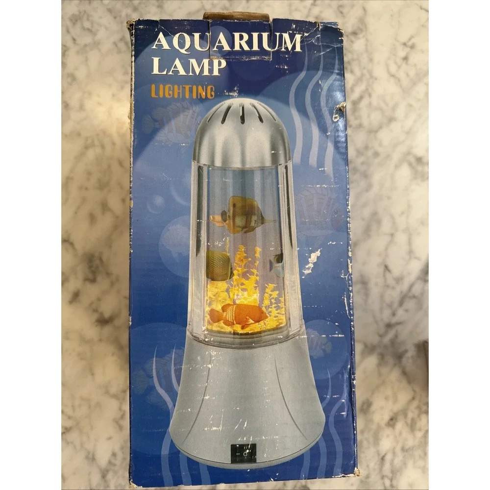 Vintage 1990s Fish Motion Lamp Bright Night Light Ocean Aquarium Tanak READ